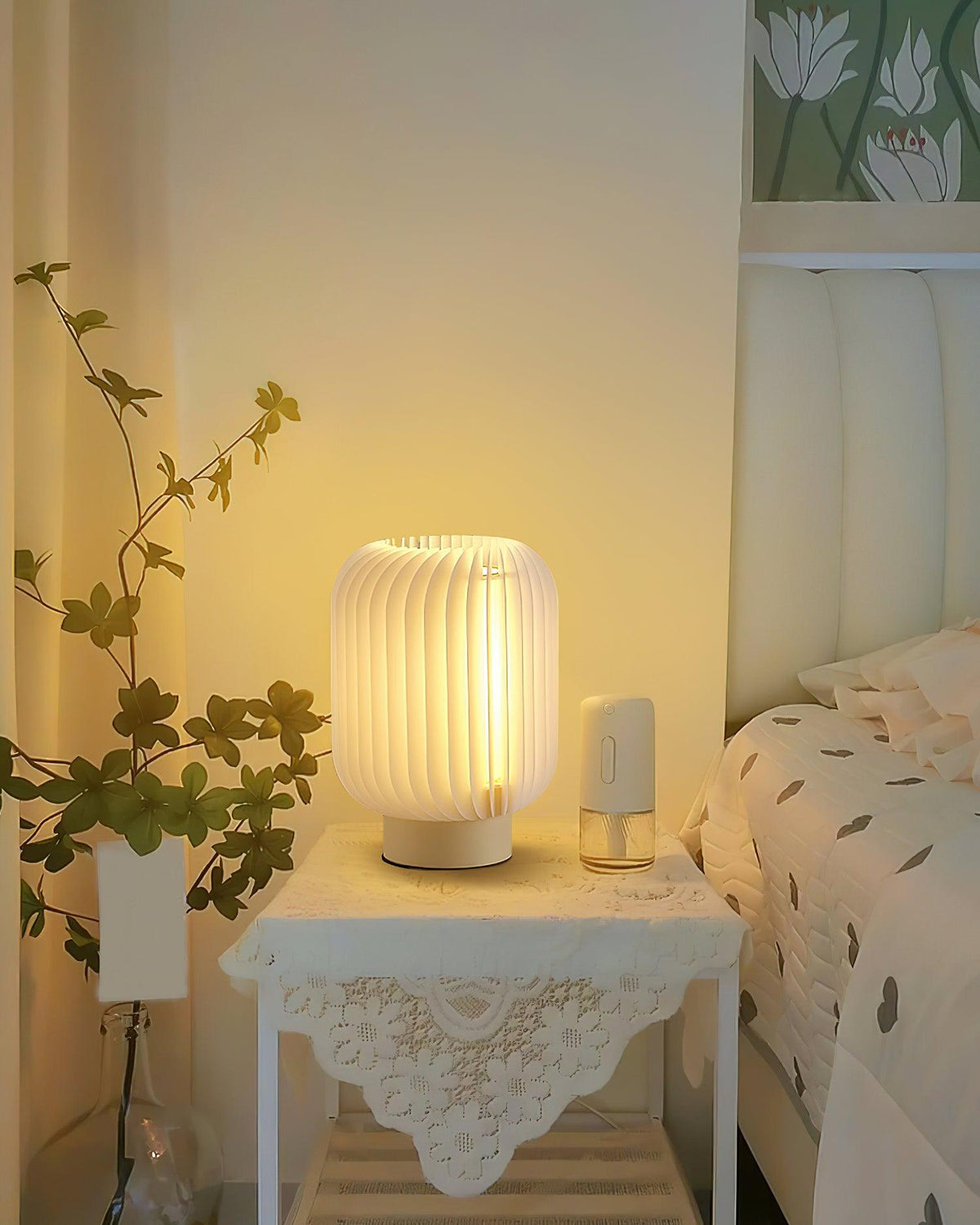 pleated-table-lamp