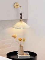 Pleated Wooden Wall Lamp