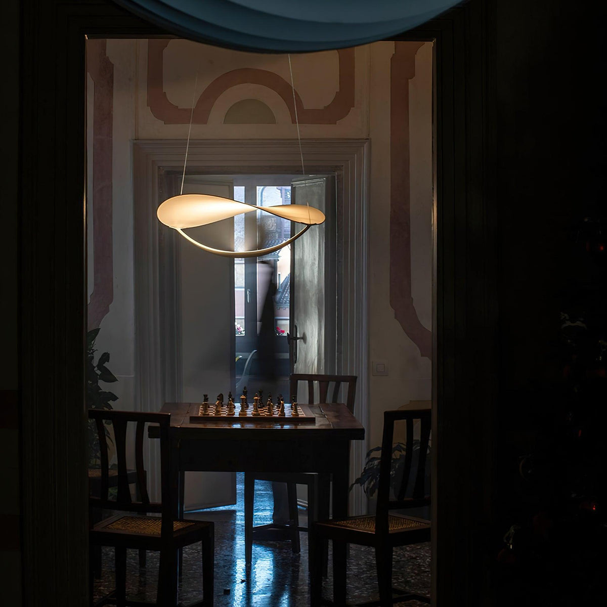 plena-pendant-light
