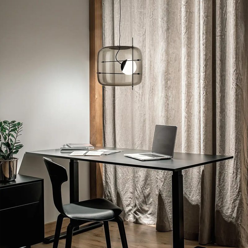 Plot Pendant Light