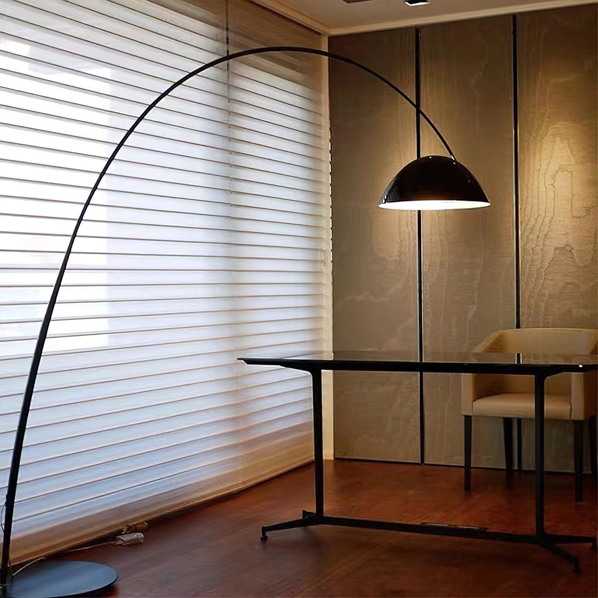 pluma-floor-lamp