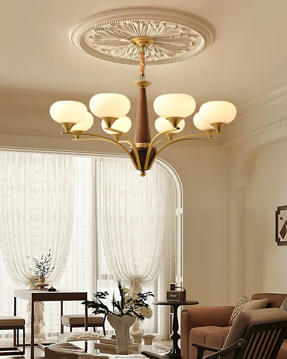 pointed-chandelier
