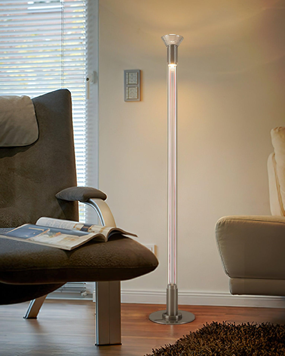 pole-tube-floor-lamp