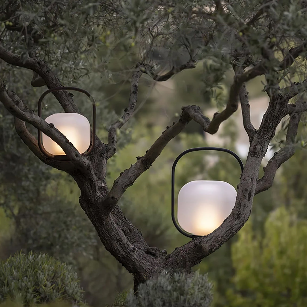 Portable Lantern Outdoor Table Lamp With Solar Panel