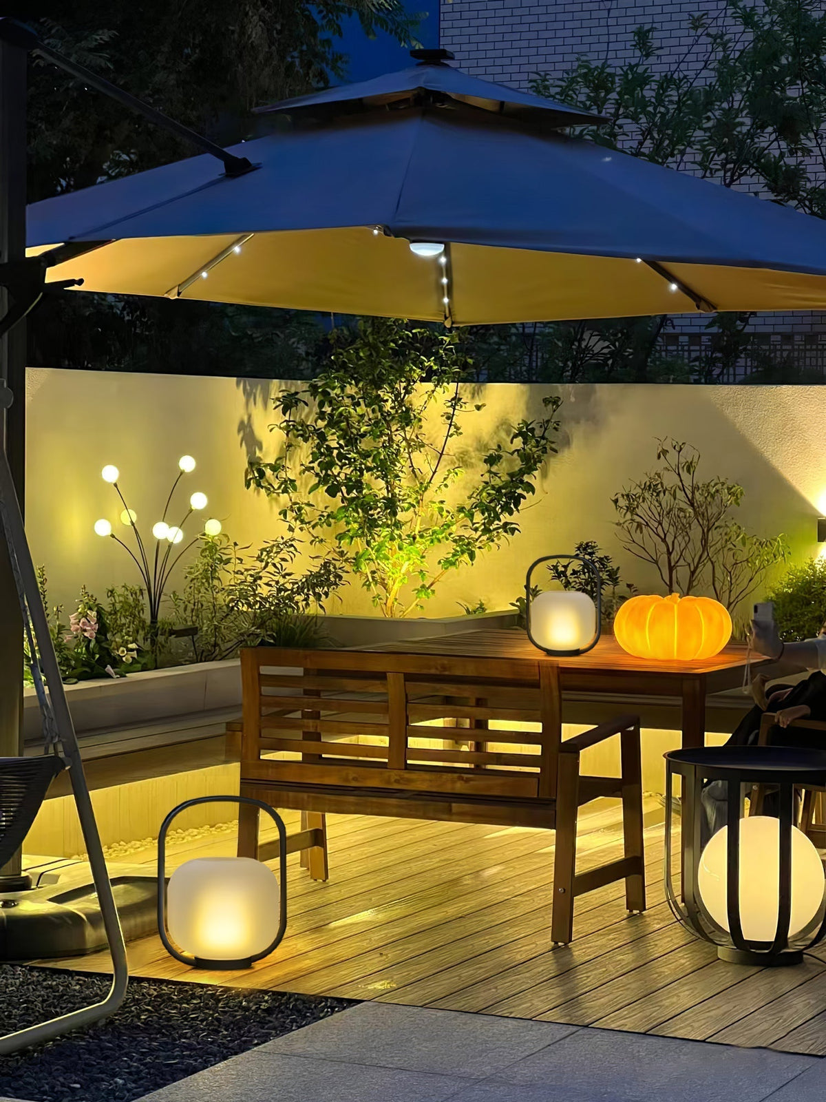 Portable Lantern Outdoor Table Lamp With Solar Panel