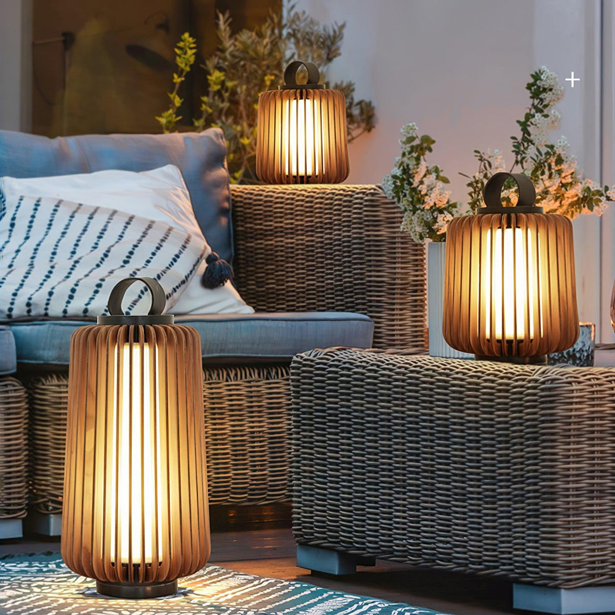 portable-lantern-rechargeable-outdoor-light