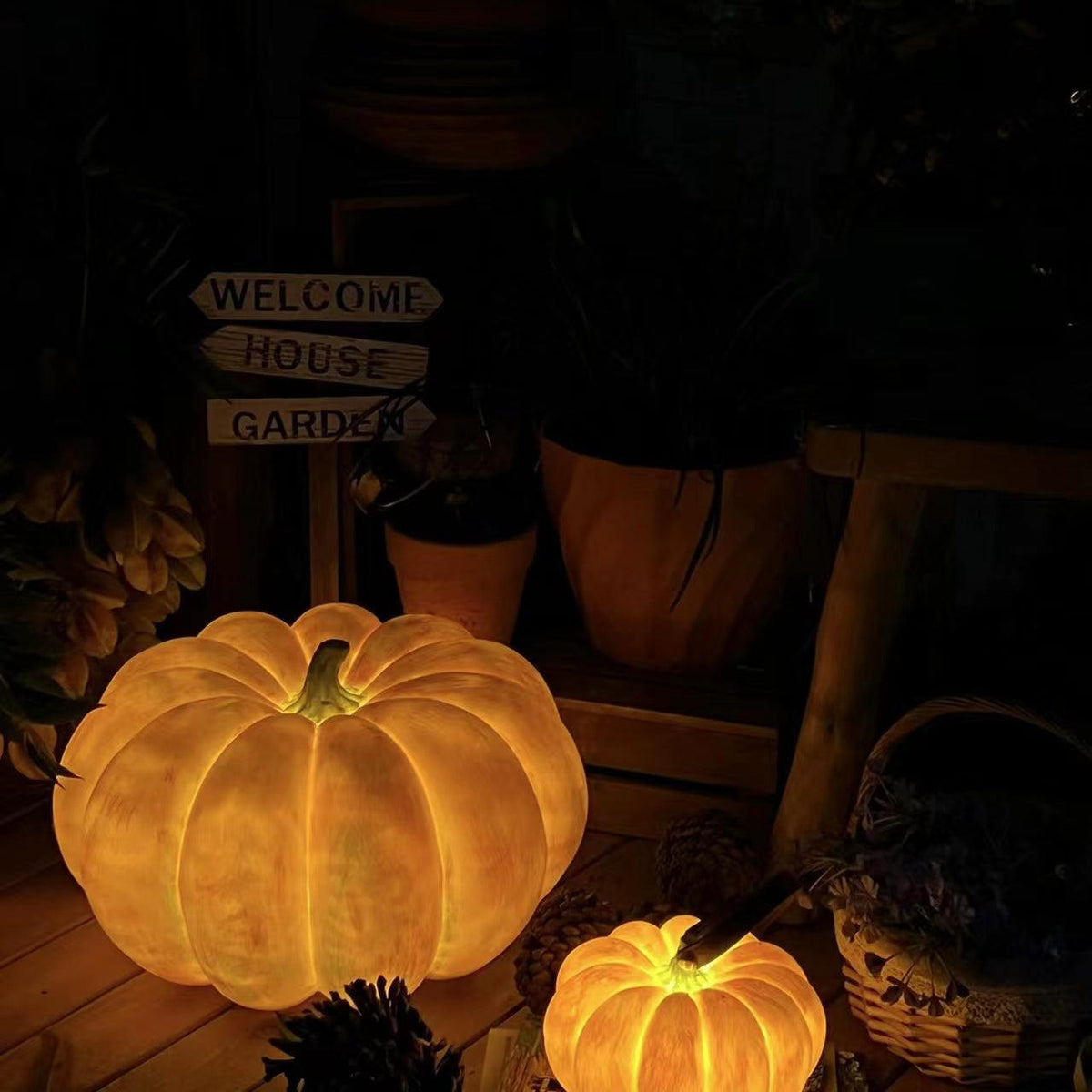 portable-pumpkin-table-lamp
