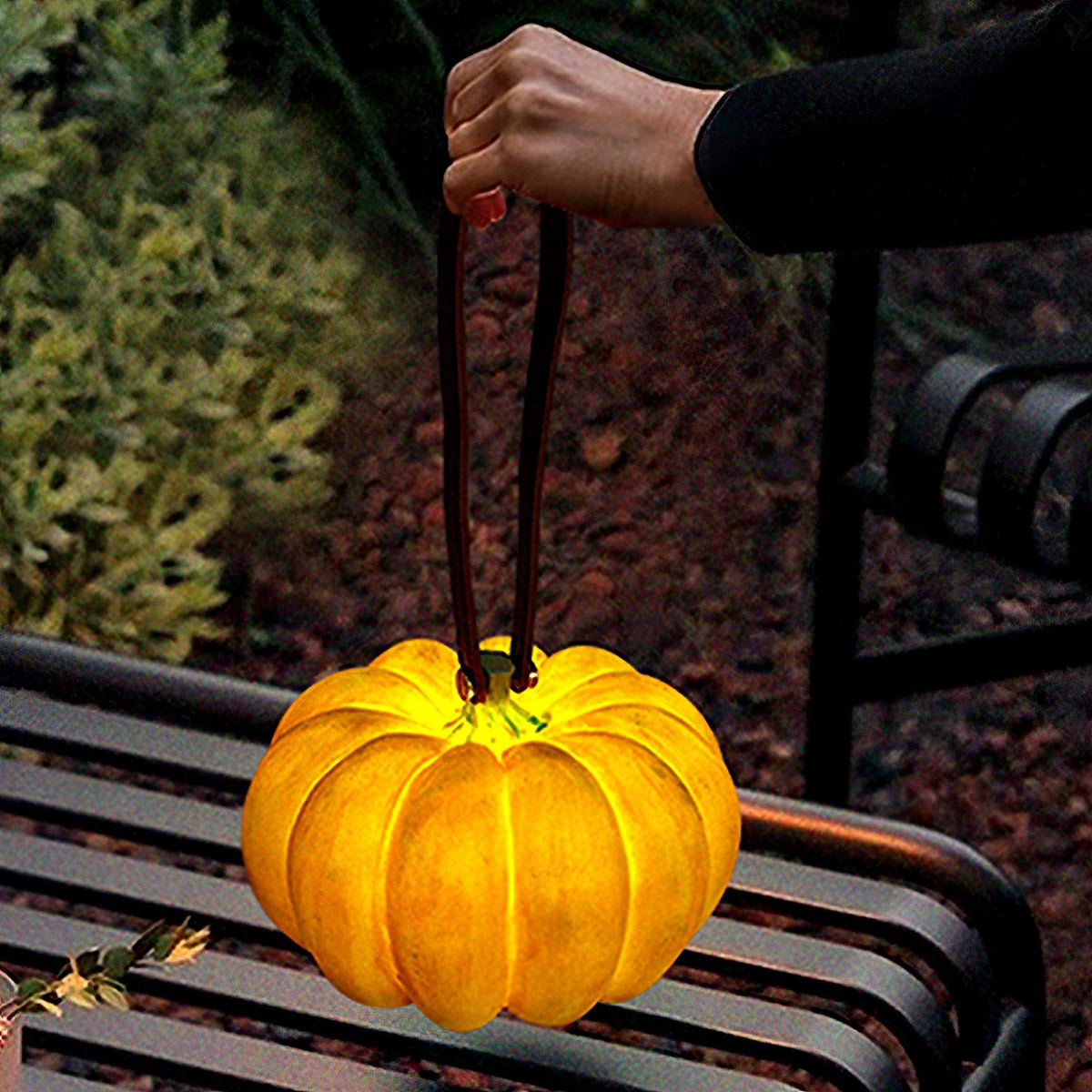 portable-pumpkin-table-lamp