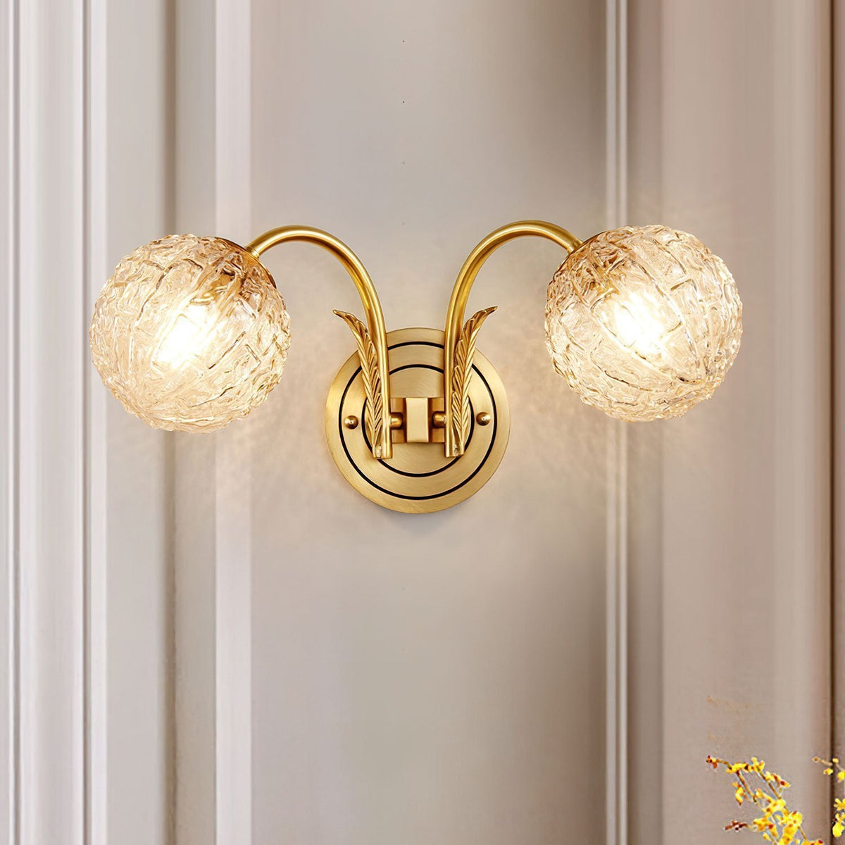 Postmodern Ball Shaped Wall Lamp
