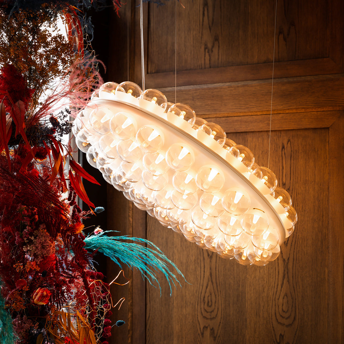 prop-chandelier