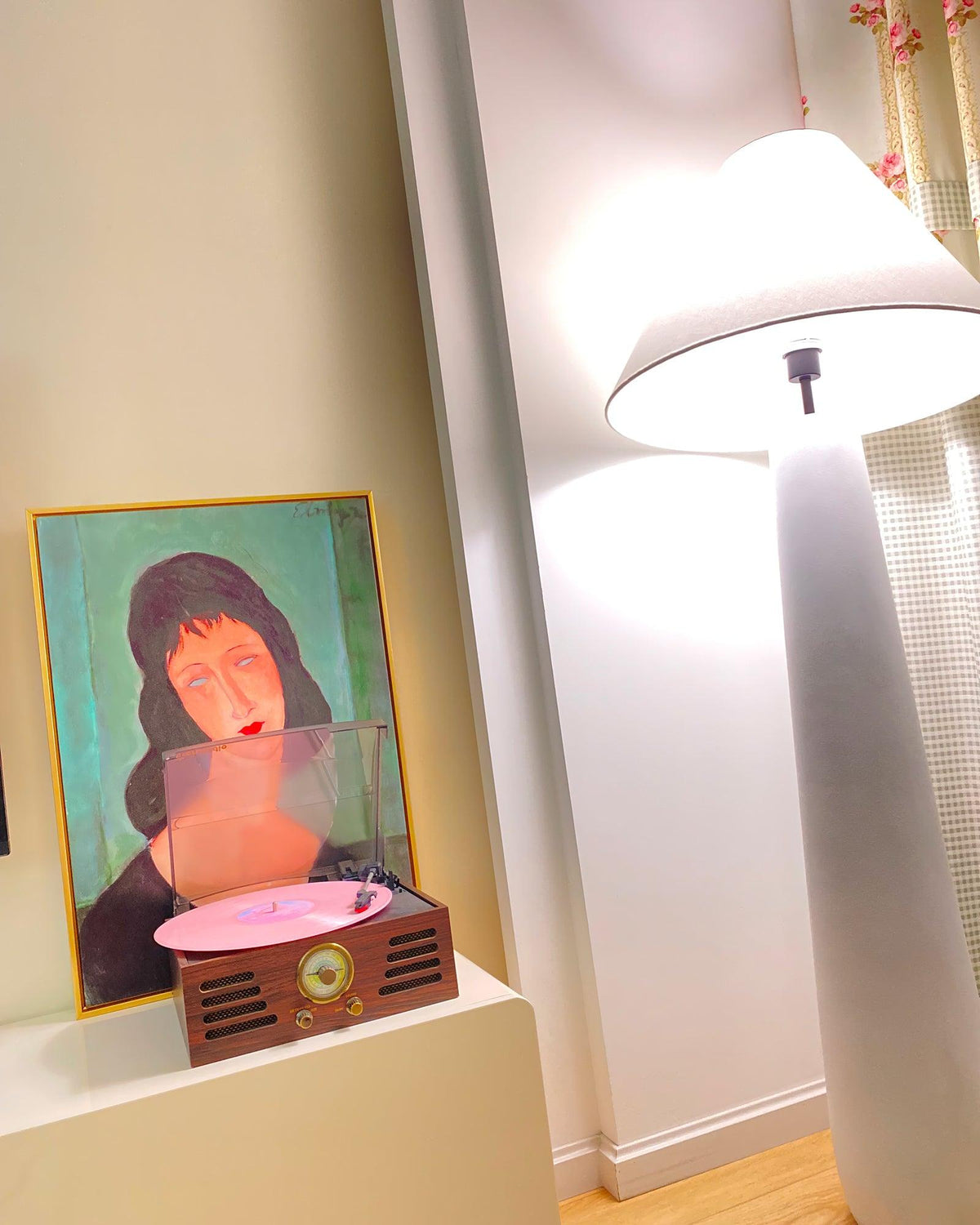 pulse-floor-lamp