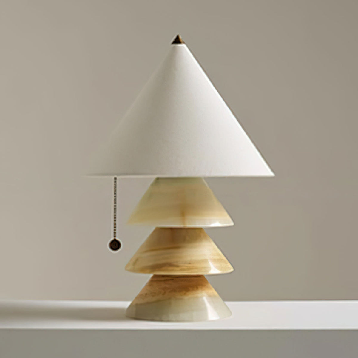 pyramid-glow-table-lamp