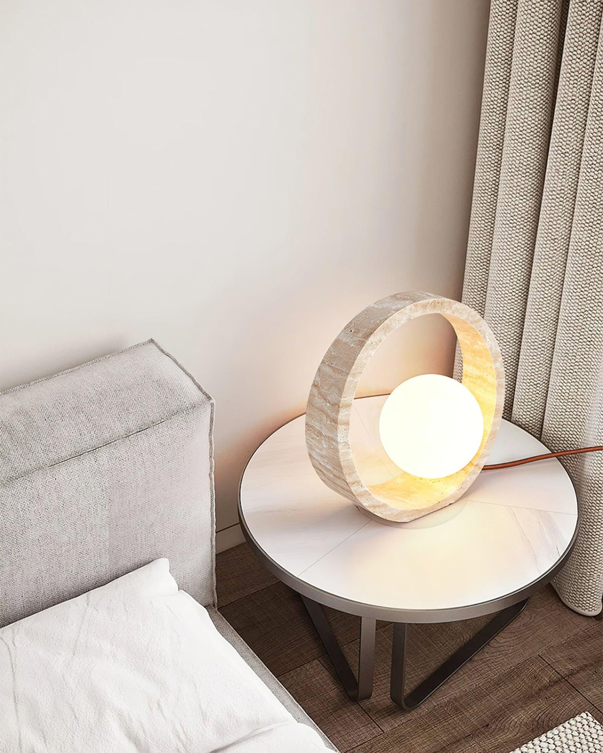 q-circle-table-lamp
