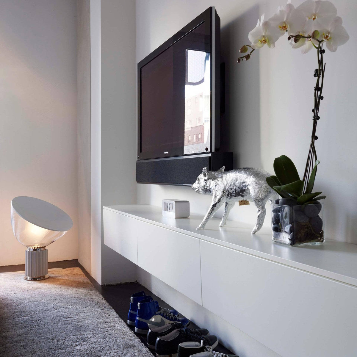radar-table-lamp