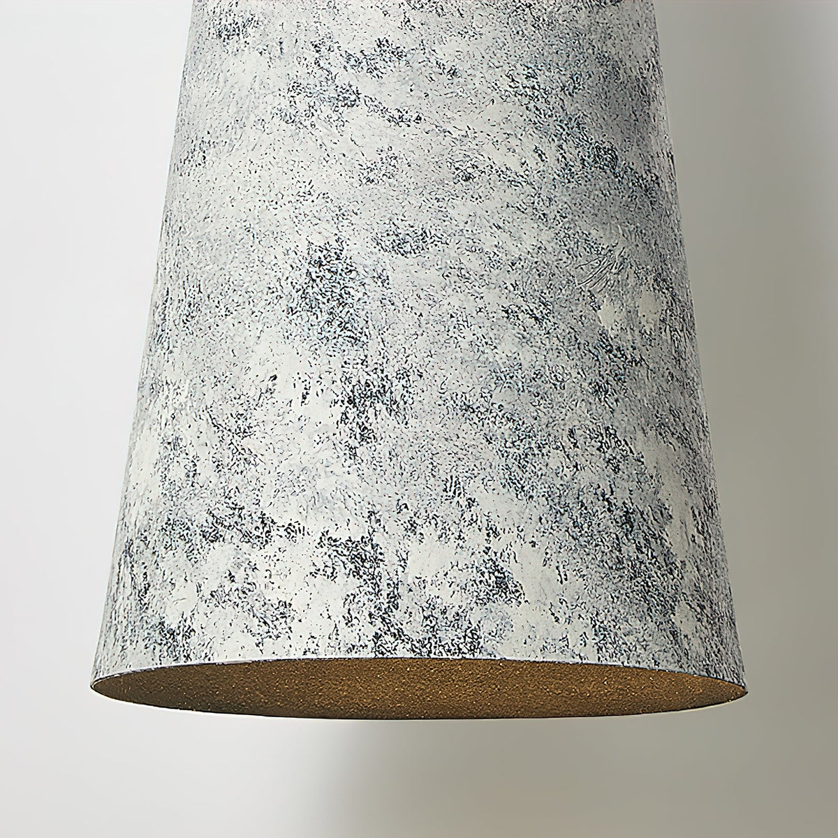 raffia-metal-pendant-lighjt