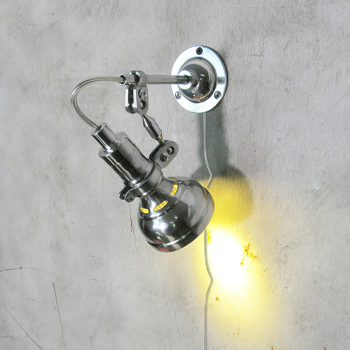 ralph-rocker-arm-wall-lamp