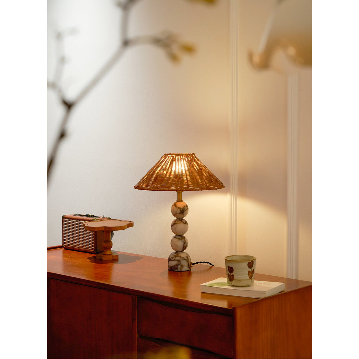 rattan-marble-table-lamp