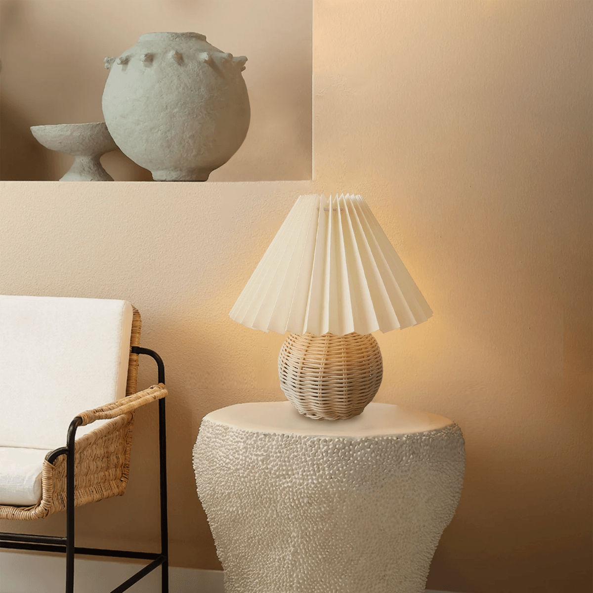 rattan-pleated-table-lamp