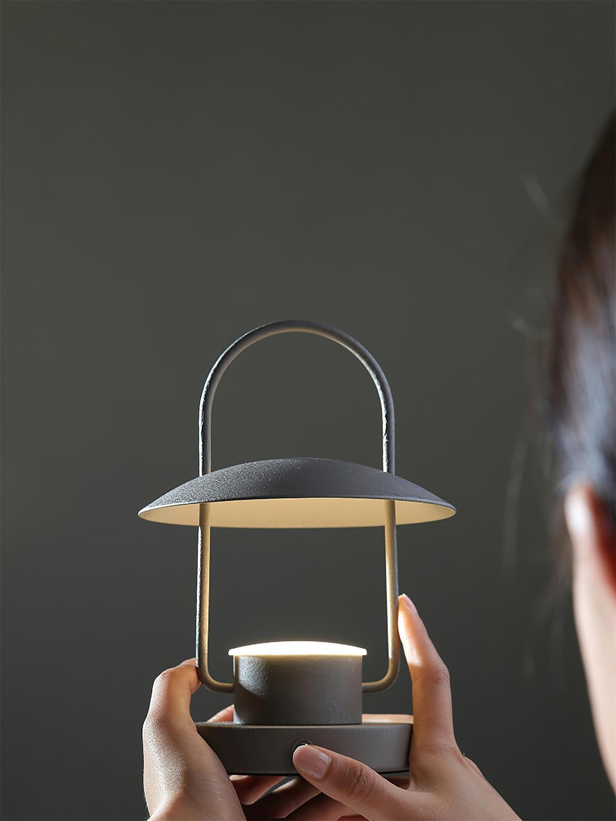 Ray Portable Built In Battery Table Lamp