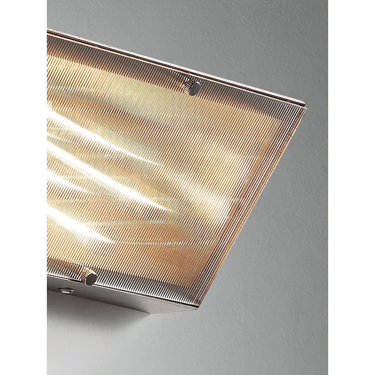 recbox-wall-lamp