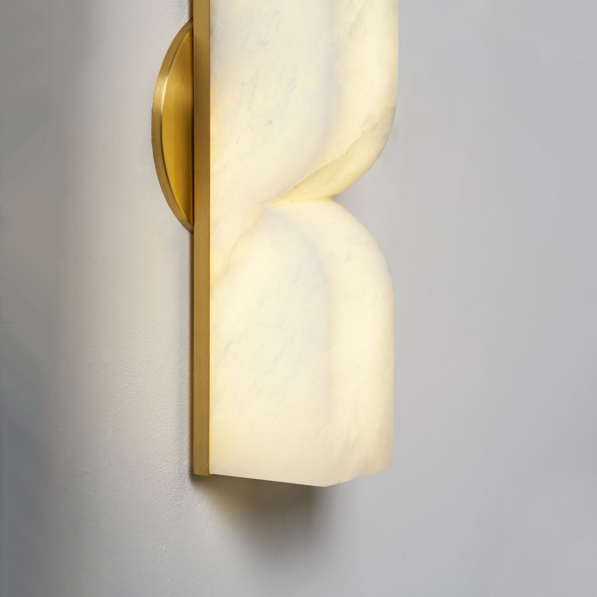 rectangular-alabaster-wall-lamp