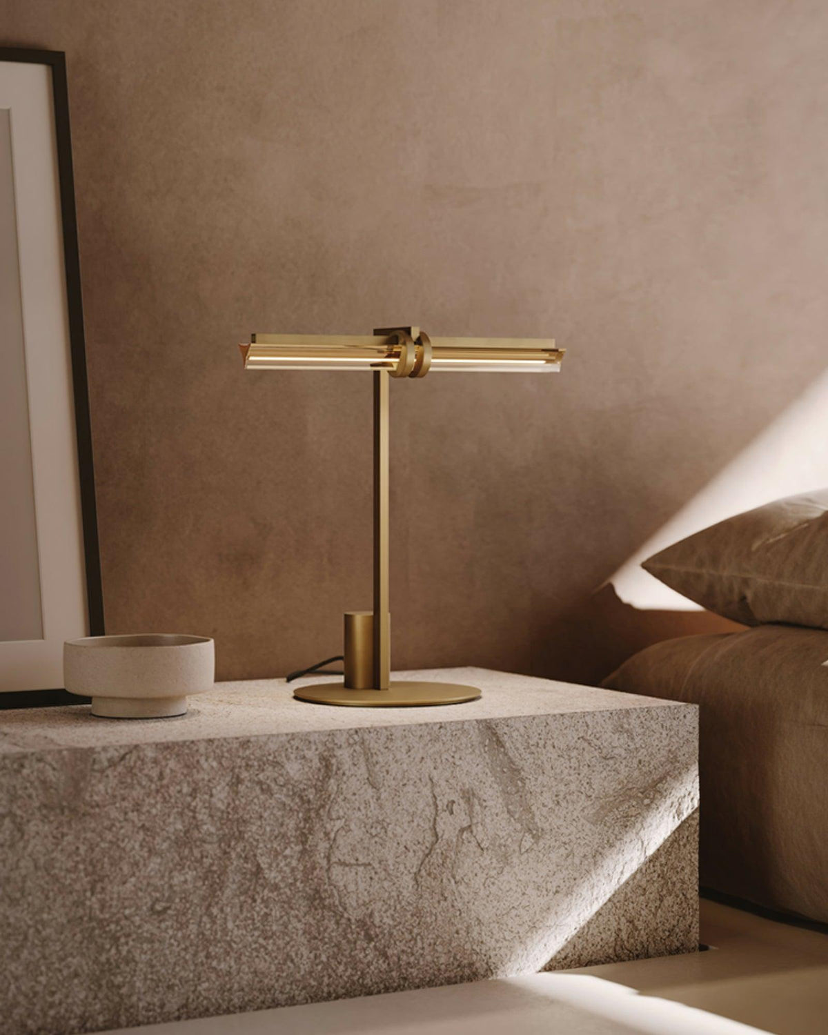 reed-table-lamp