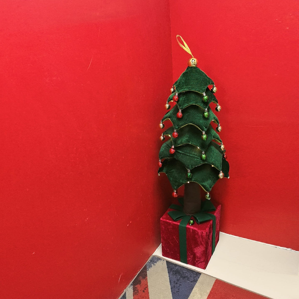 retractable-xmas-tree-gift-lamp