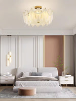 retro-feather-ceiling-lamp