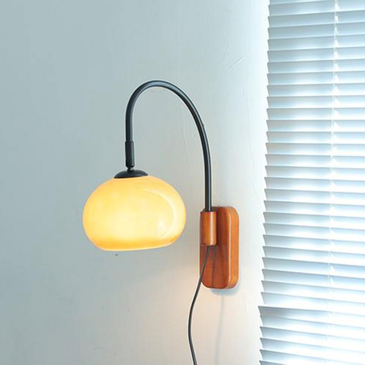 Retro Glass Plug