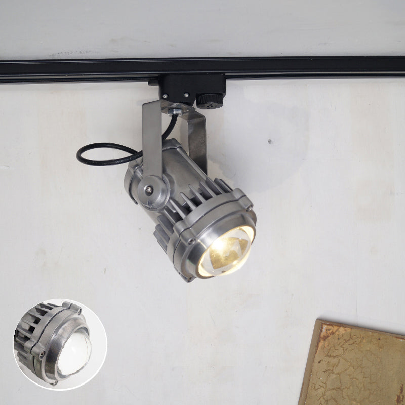 retro-industrial-aluminum-track-lights