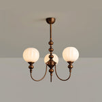 retro-monique-chandelier