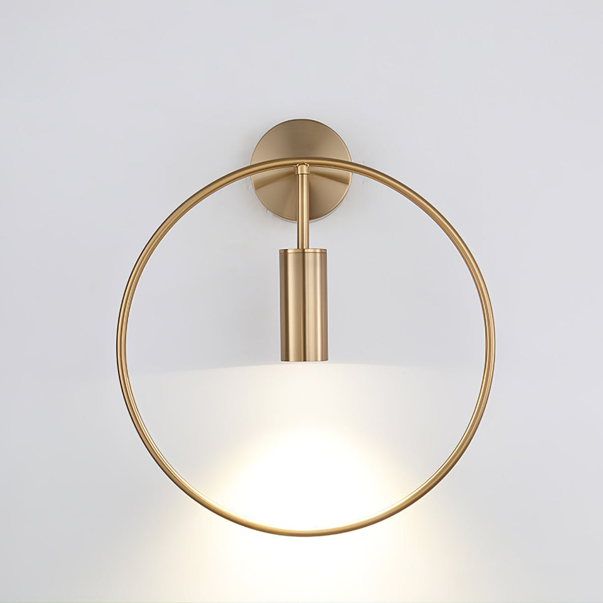 Revolta Wall Lamp