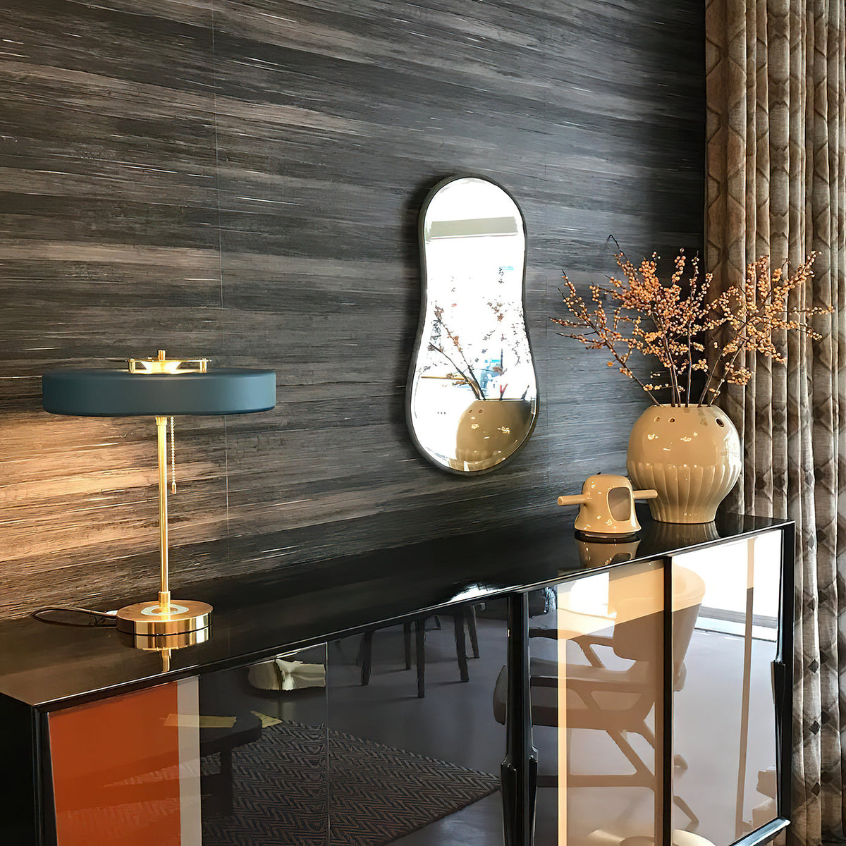 revolve-table-lamp