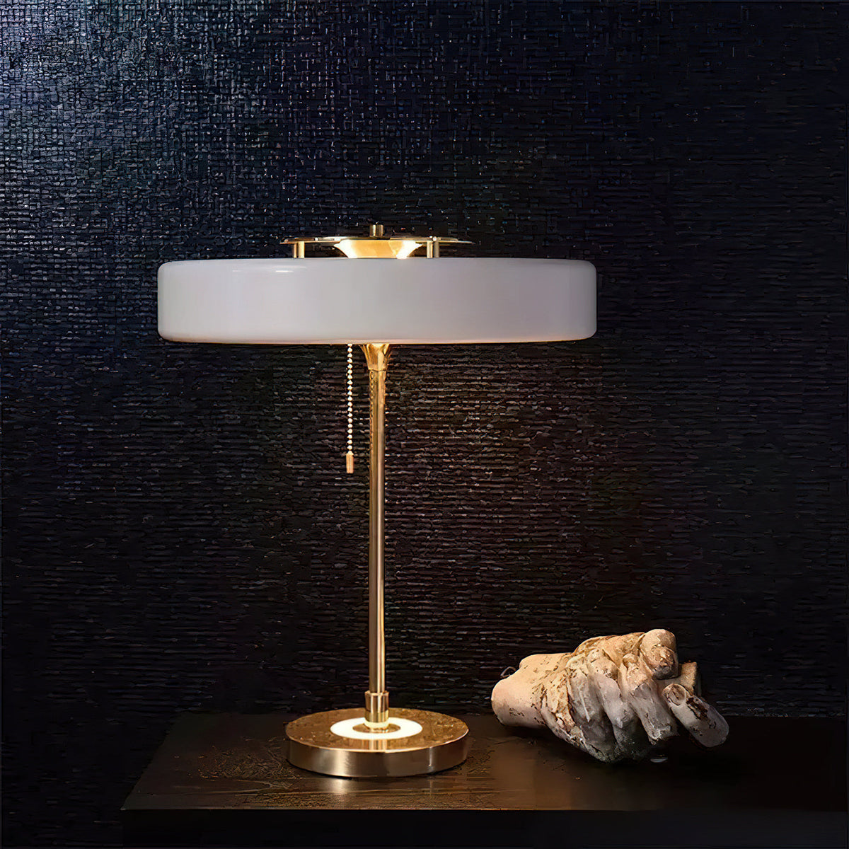 revolve-table-lamp