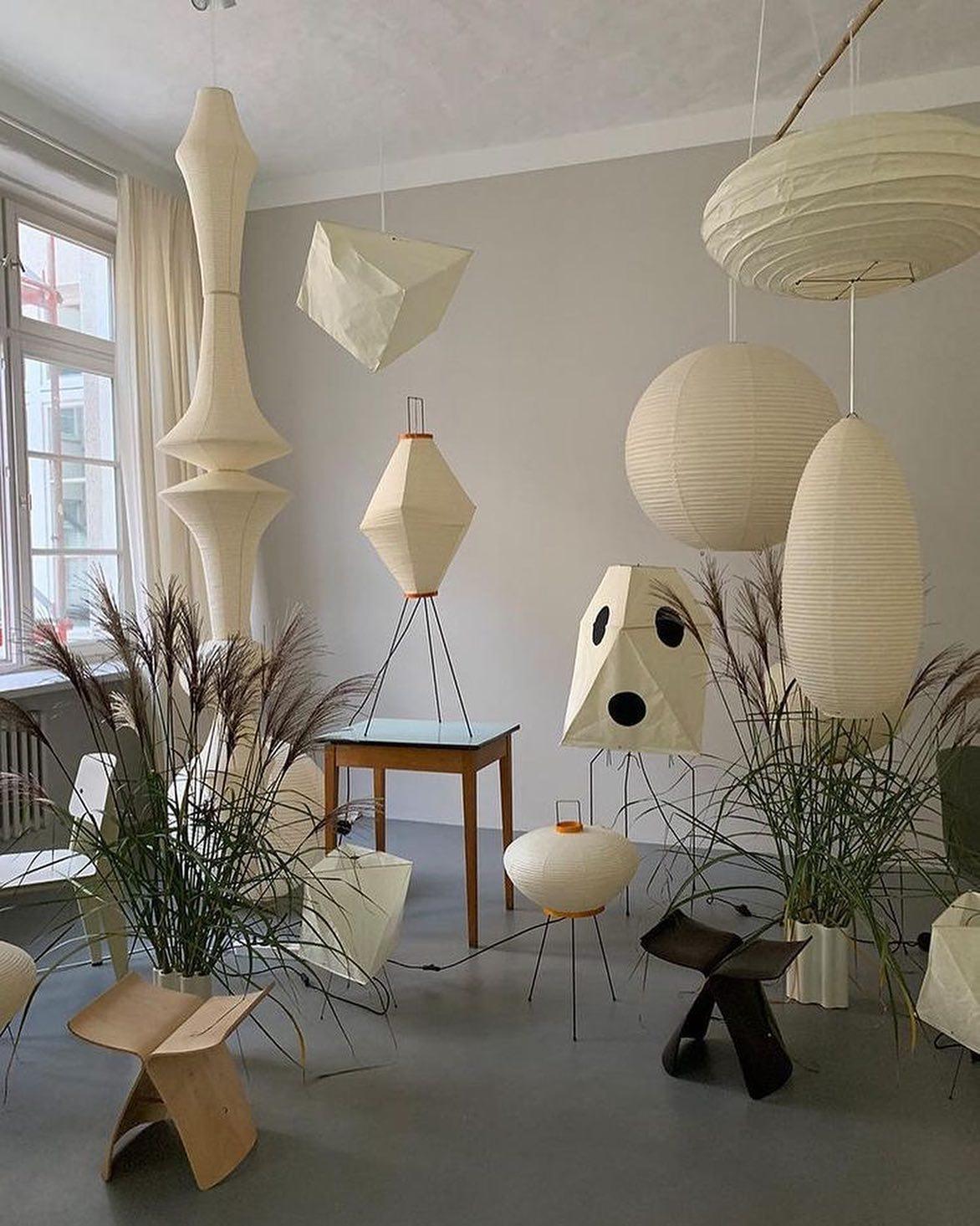Rice Paper E Pendant Light