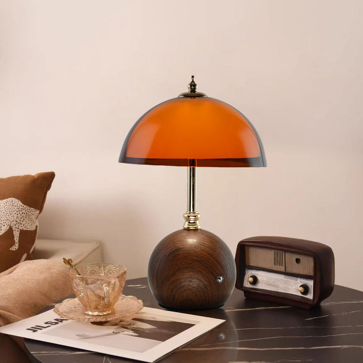 ronnie-rechargeable-table-lamp