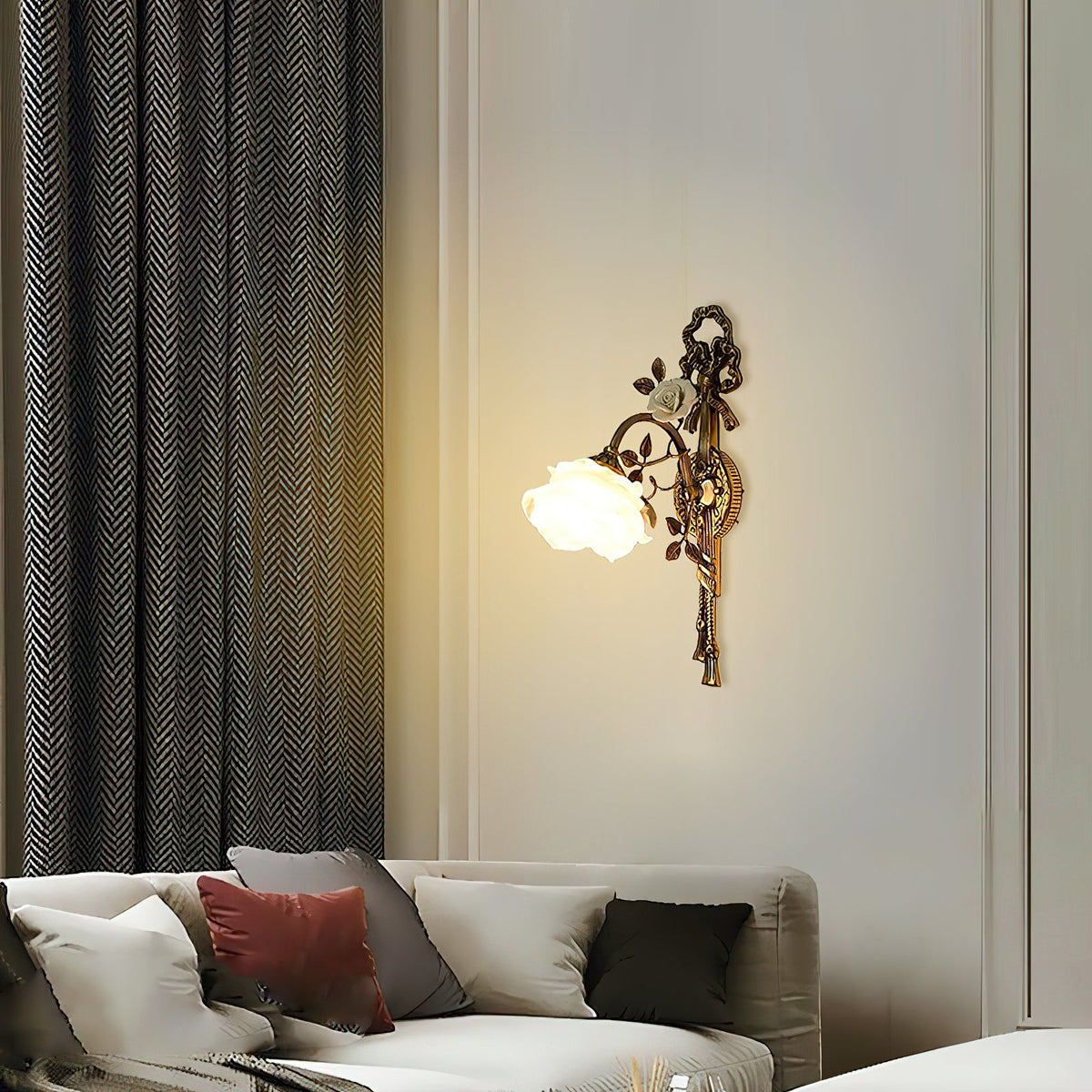 rosalie-floral-wall-lamp