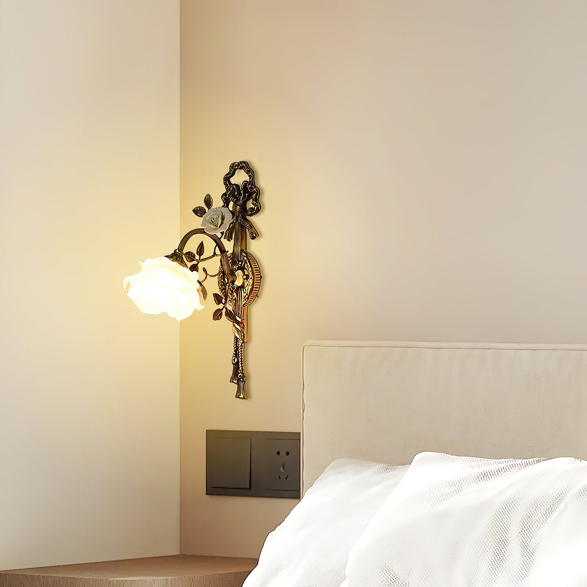 rosalie-floral-wall-lamp