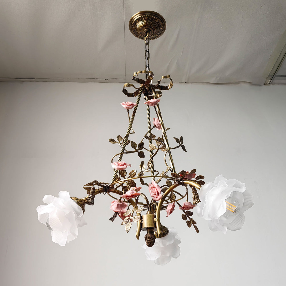 rosalind-flowers-chandelier