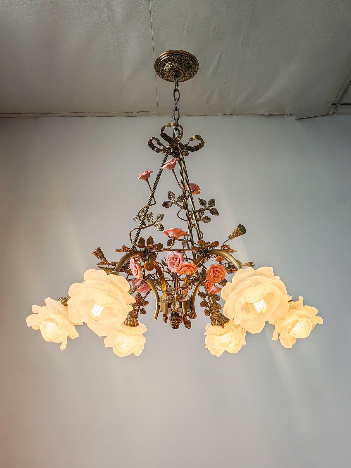 rosalind-flowers-chandelier