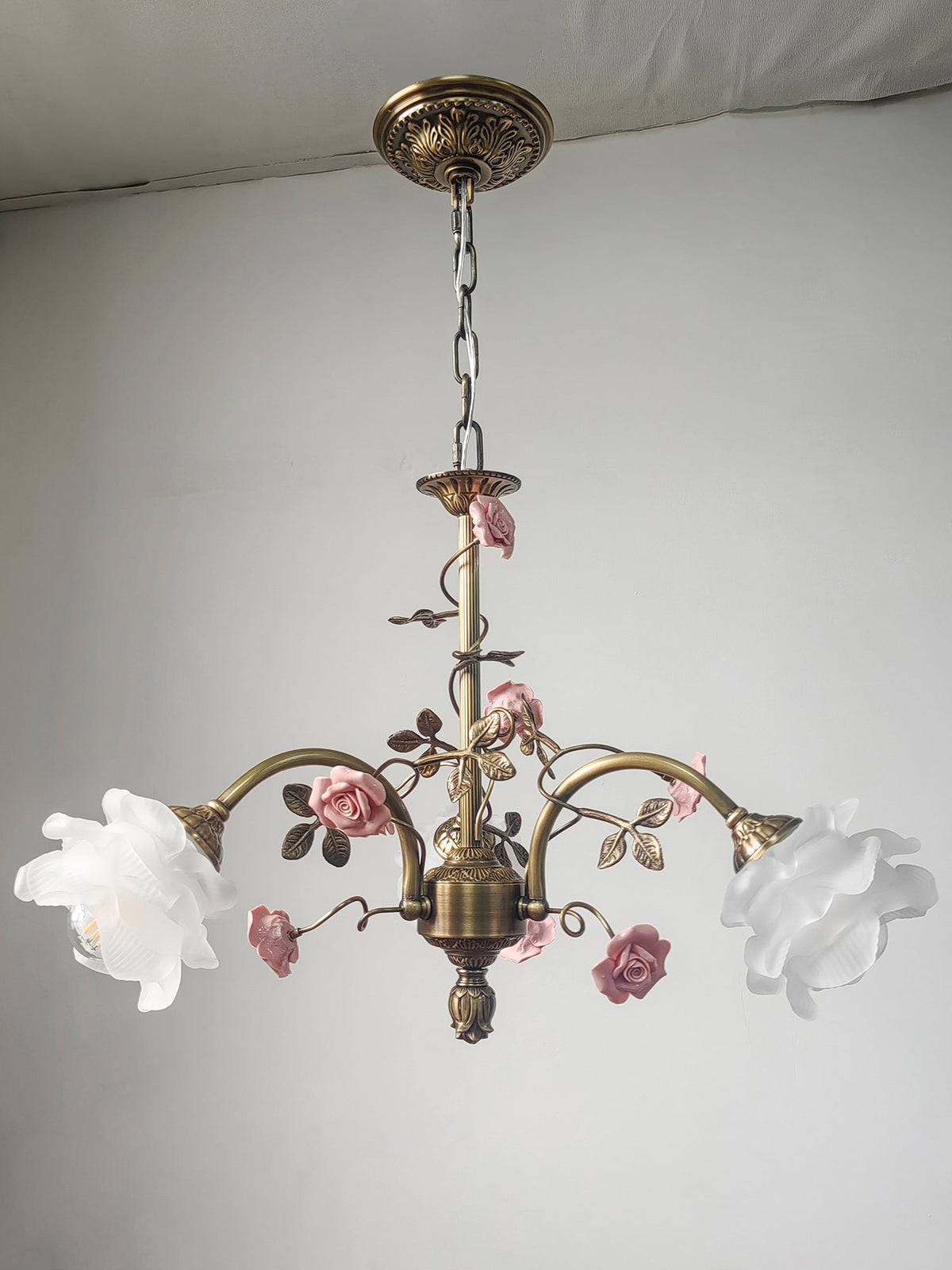 rosamund-chandelier