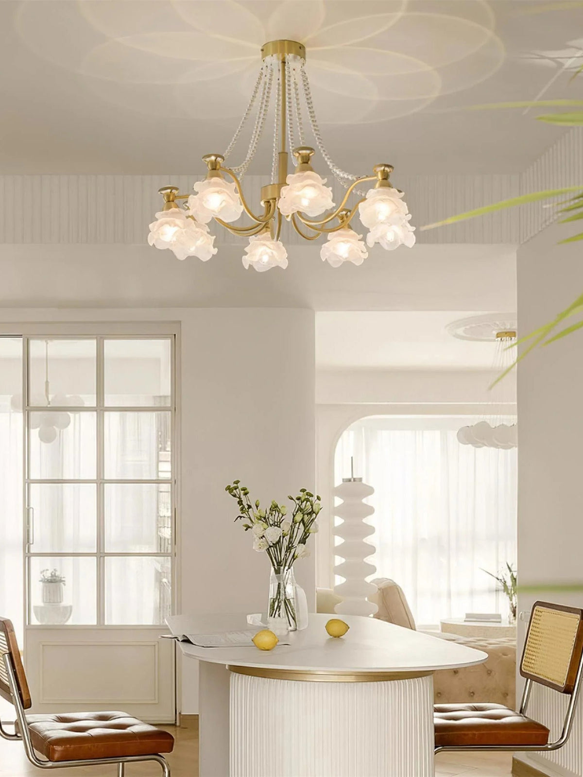 roses-landi-chandelier