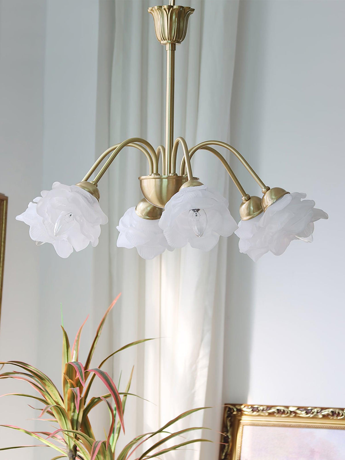 roses-chandelier