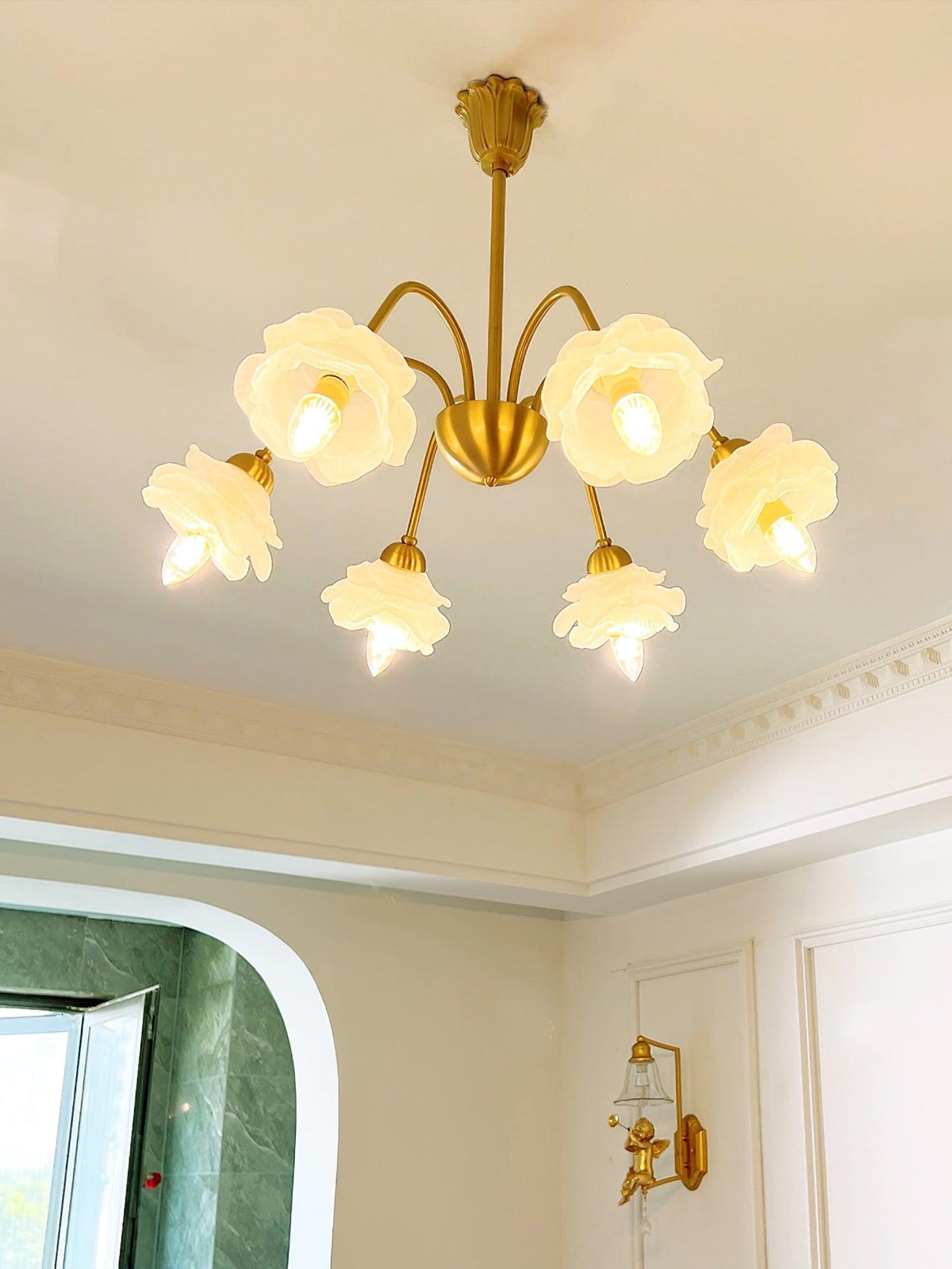roses-chandelier