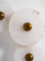 Nayra Alabaster Wall Sconce – Sculpted LED Wall Light in Natural Stone