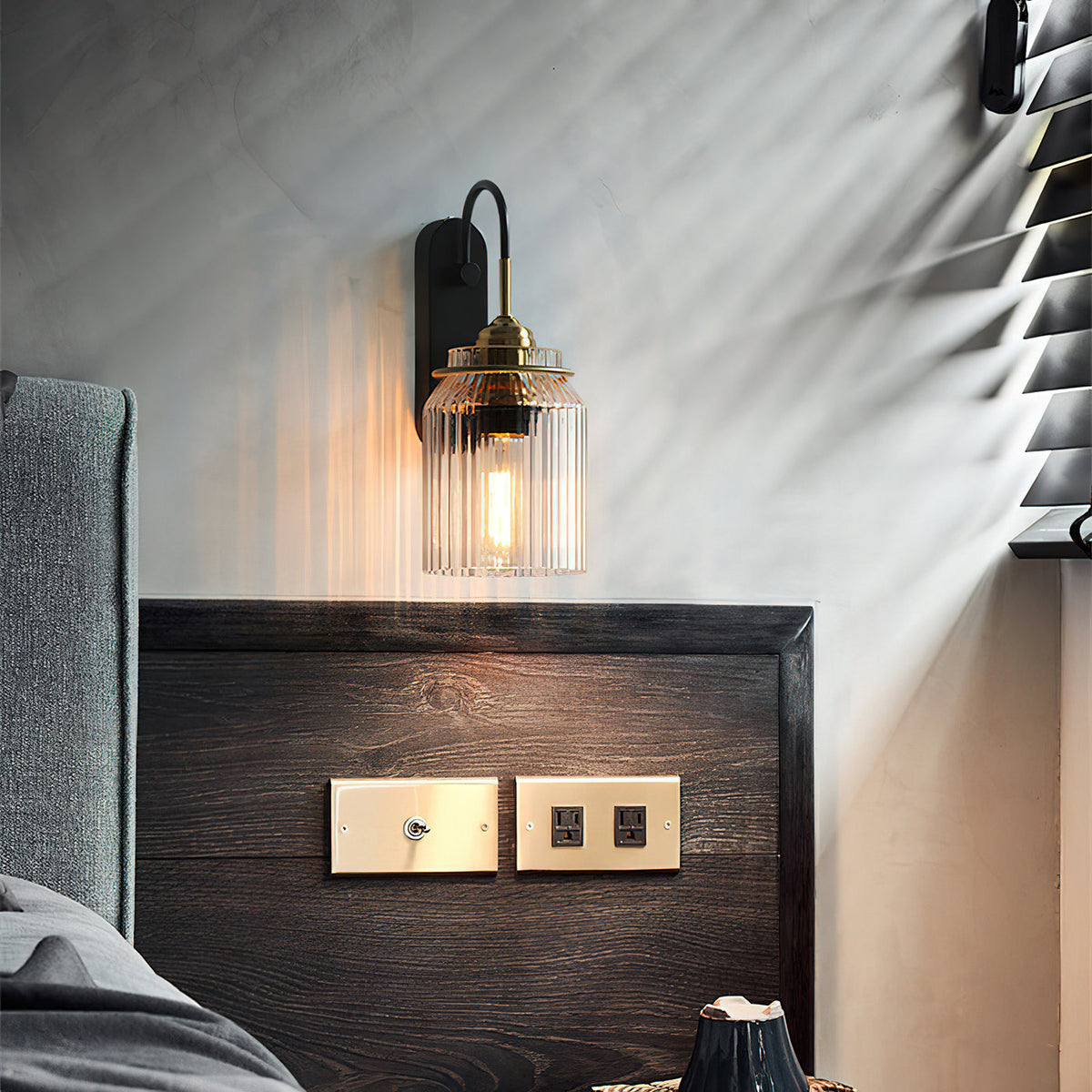 funnel-wall-light