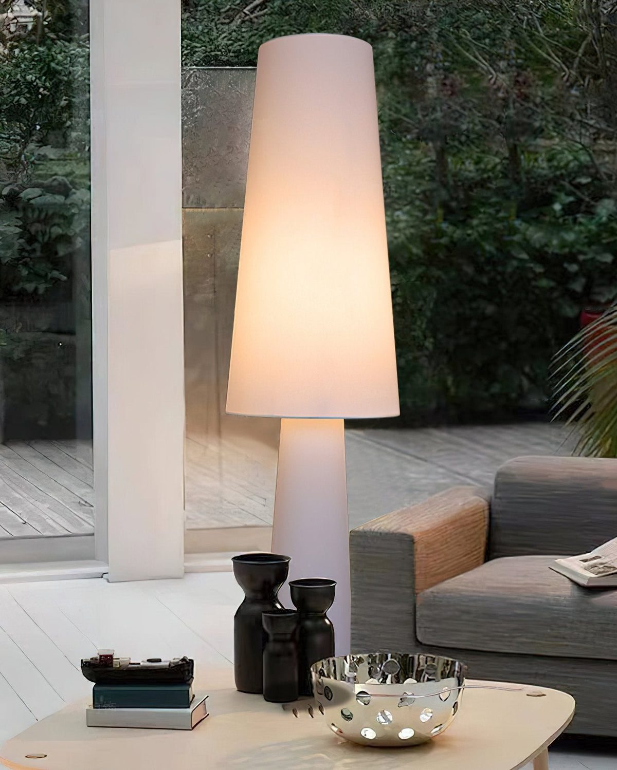 Ruma Floor Lamp