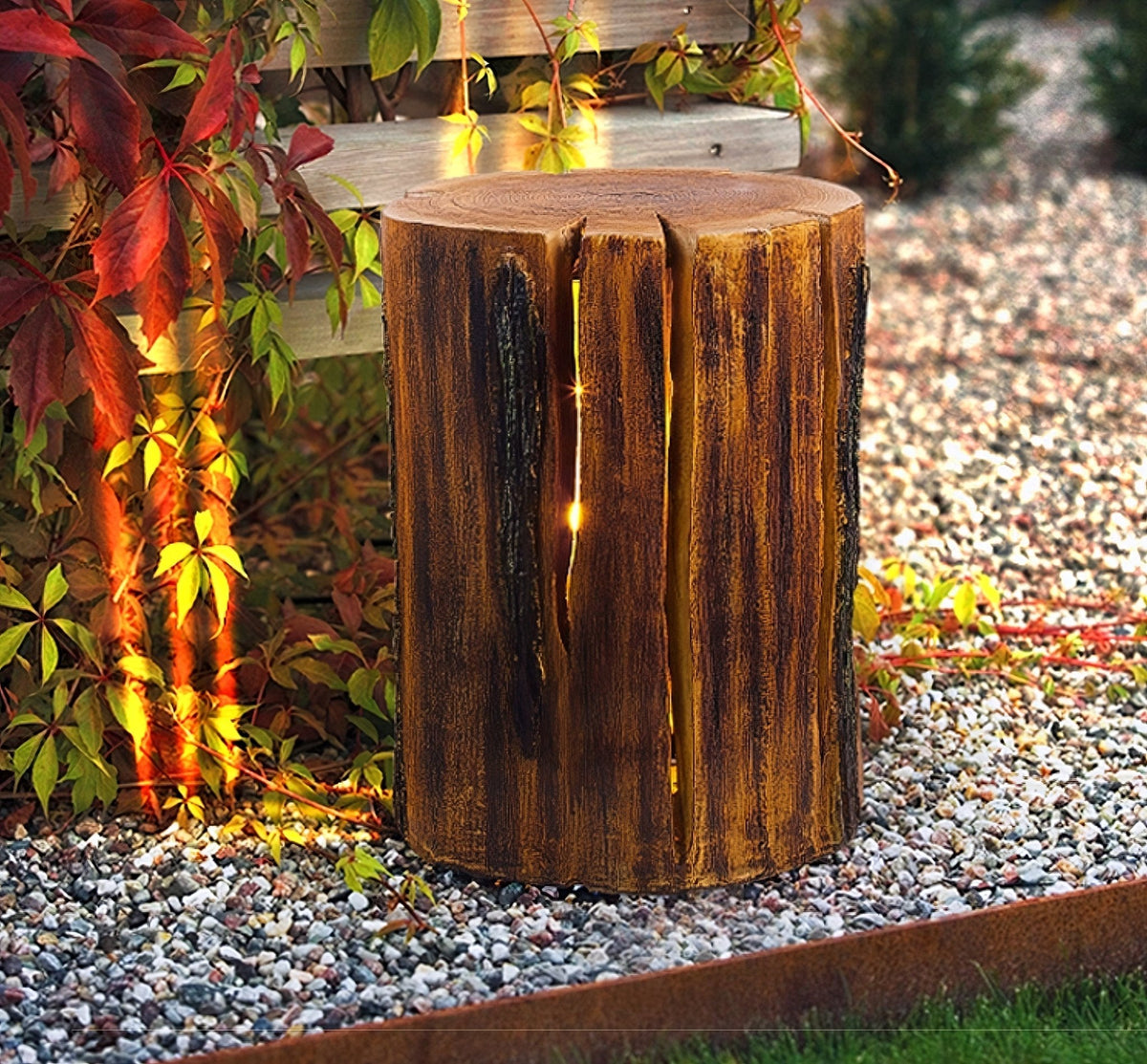Rustic Log Outdoor LED Light – Nature-Inspired Garden Luminaire