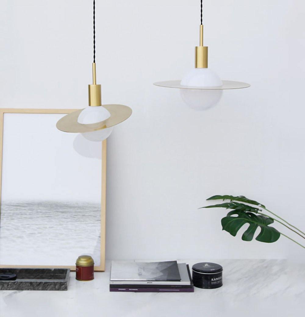 Saturne Brass & Glass Pendant Light – Modern Celestial Suspension