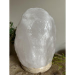 salt-stone-table-lamp